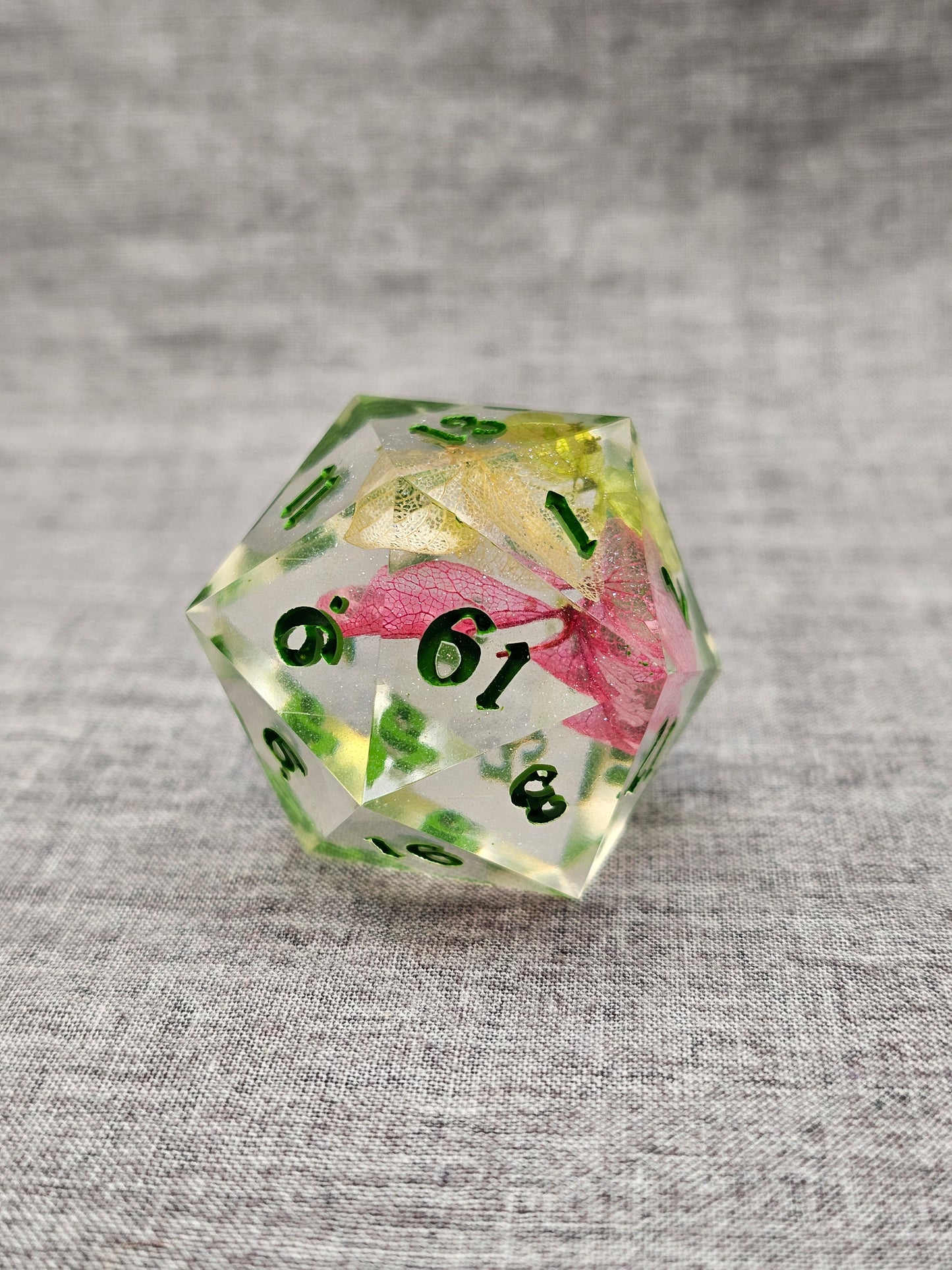 Spring Leaves Jumbo D20