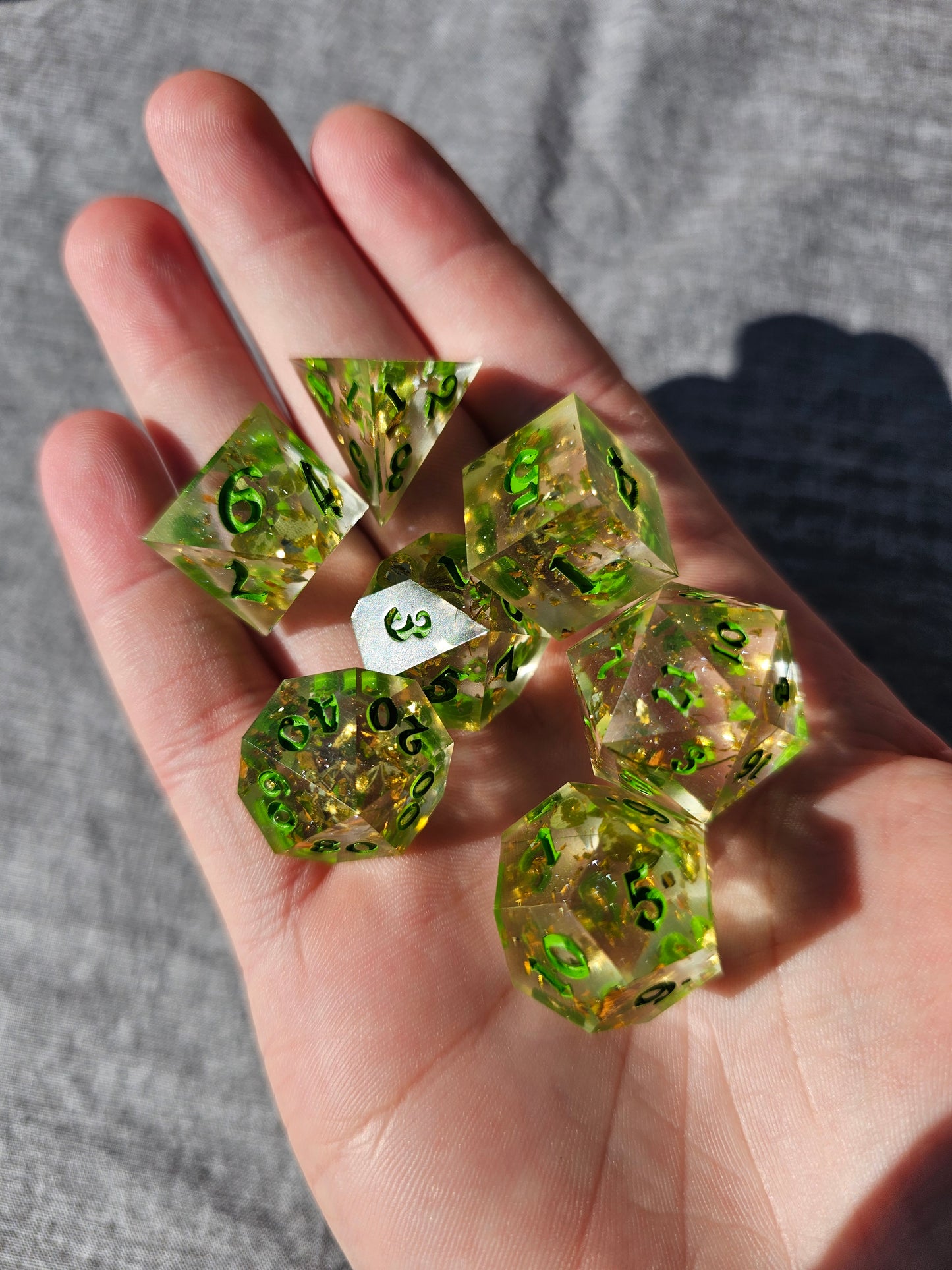 Four-Leaf Clover Dice Set