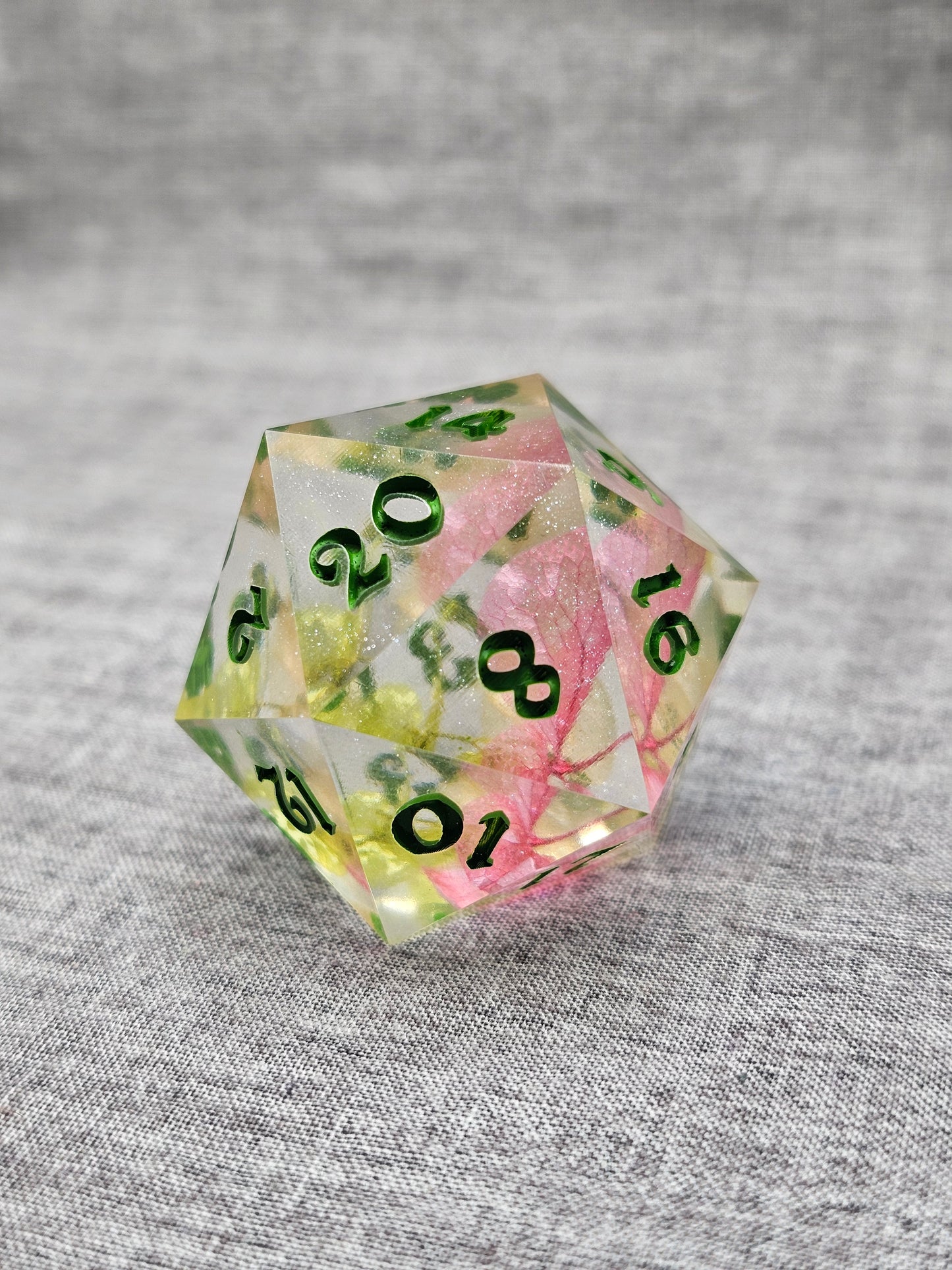 Spring Leaves Jumbo D20