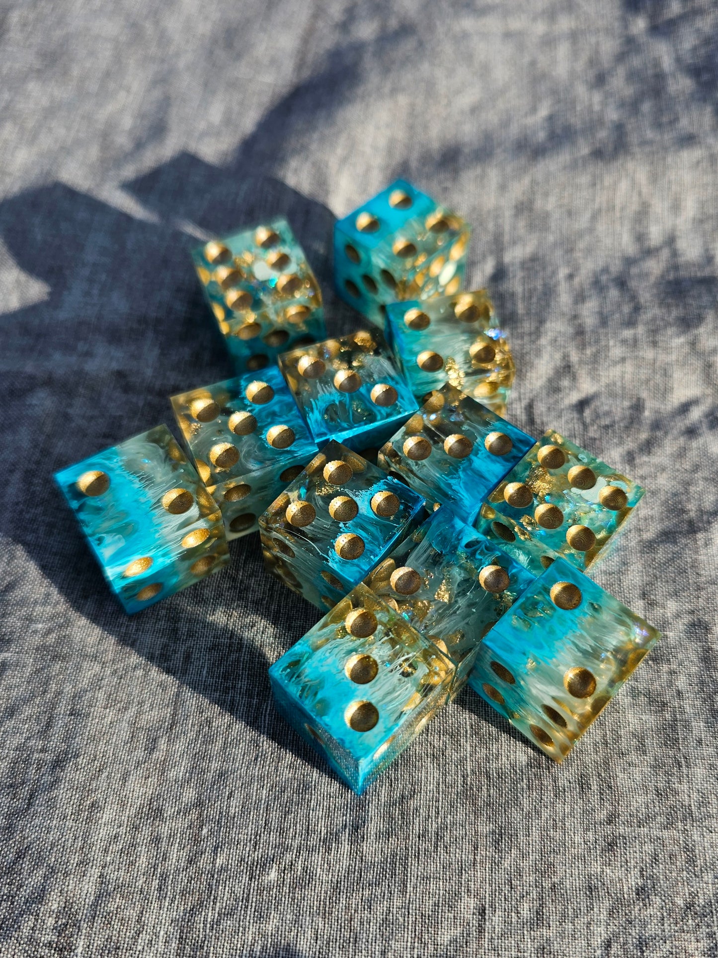 Gold & Mists Six-Sided Dice Set