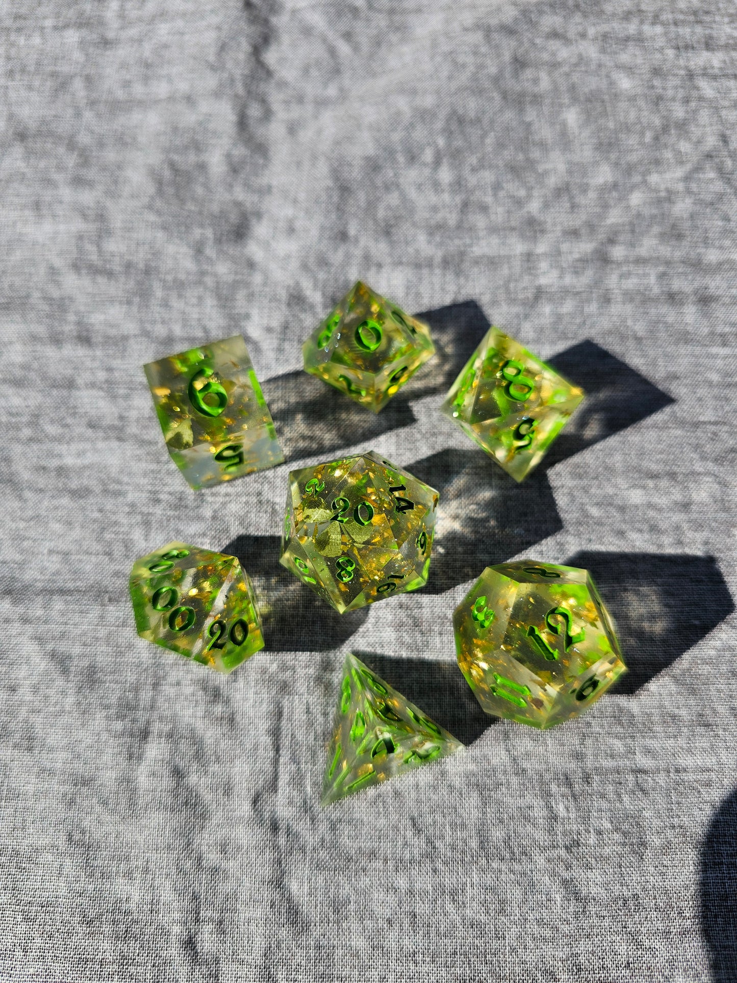 Four-Leaf Clover Dice Set