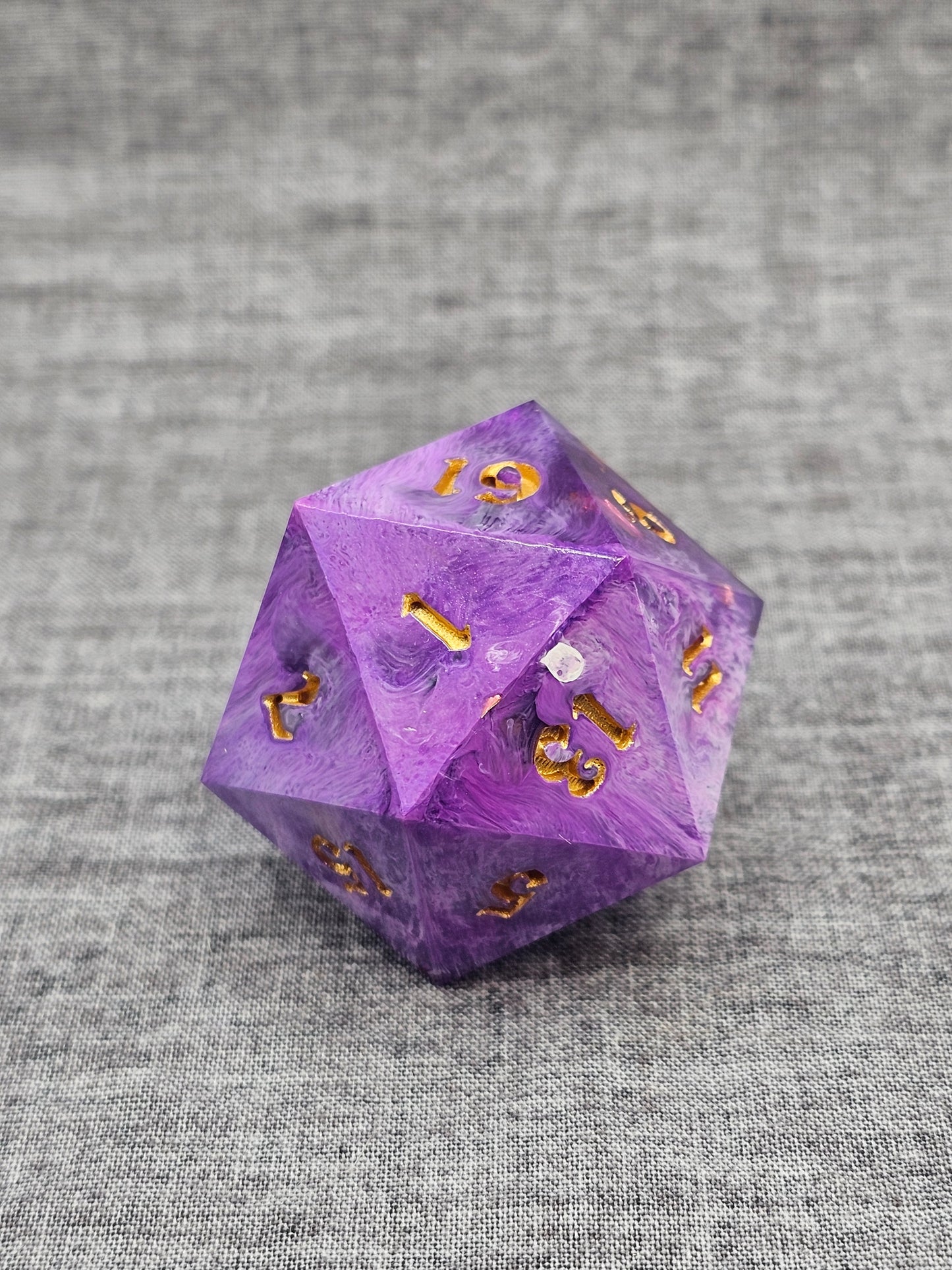 Perfect Purple Petri Jumbo D20 2